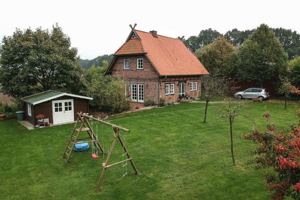 Fachwerk-Ferienhaus, Ruhe Auf Dem Land, Haustiere Willkommen, Leihfahrraeder, 24-7 Check In Kirchlinteln Екстер'єр фото